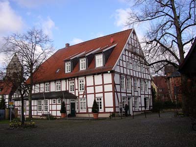 halle_300px